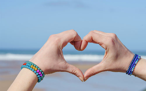 Heart hands : beaded Bracelets that Glow!
